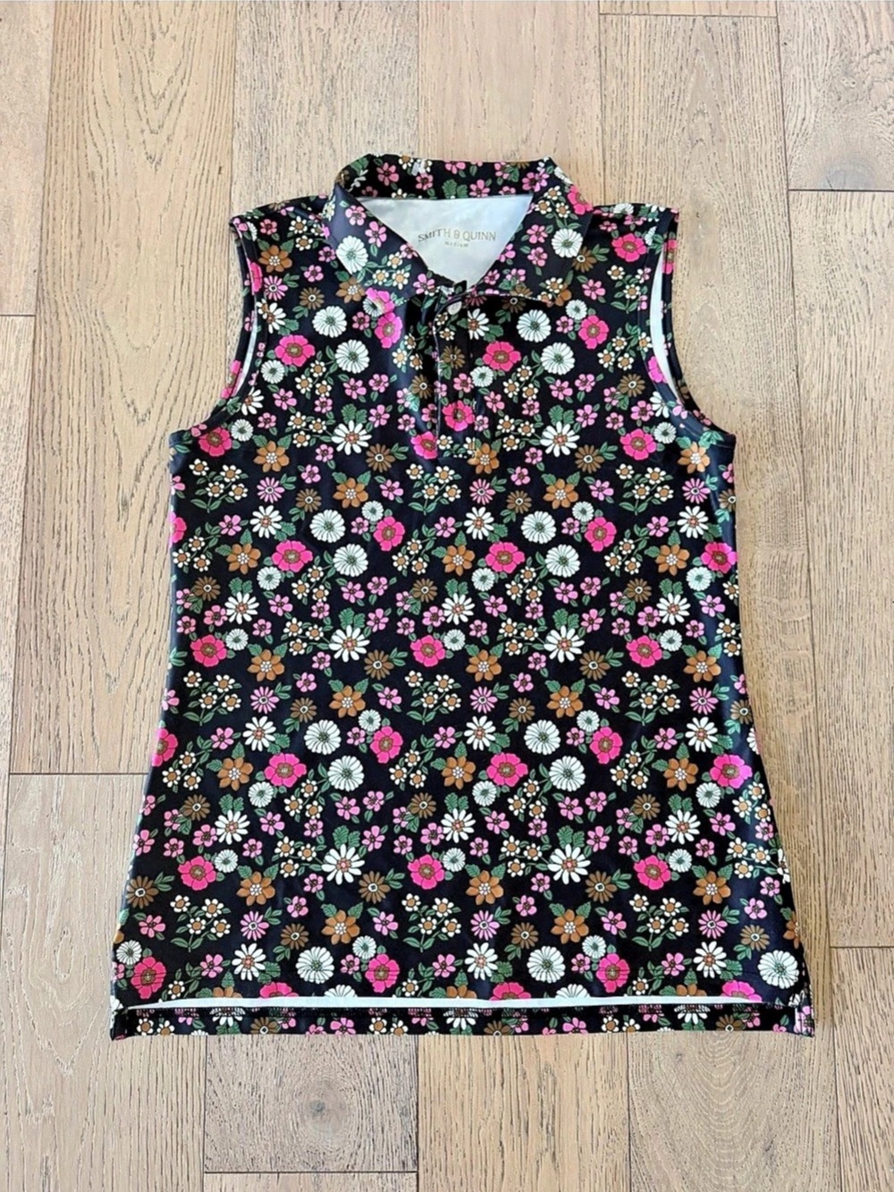Smith & Quinn Black Pink Floral Sleeveless Polo Golf Top Shirt Size Medium